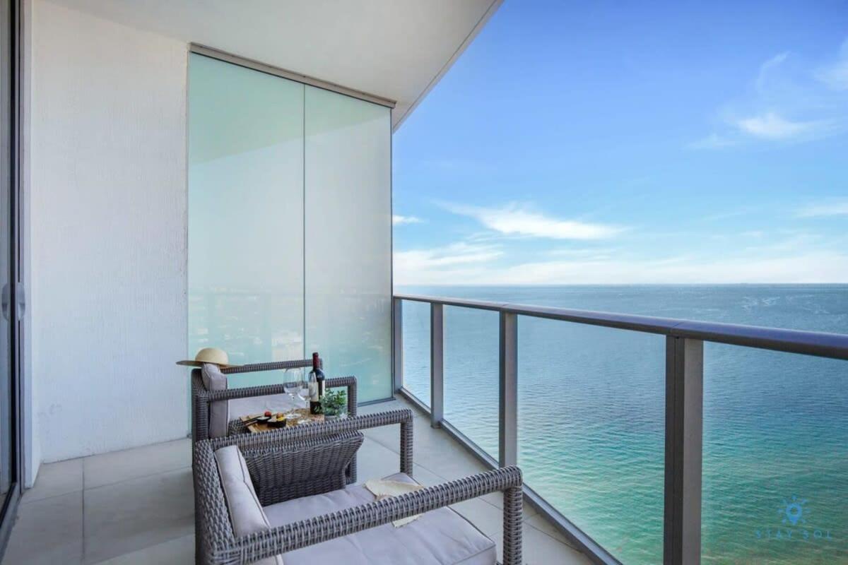 Upper Level Penthouse - Amazing Views Beach & Intracoastal Apartman Hollywood Kültér fotó