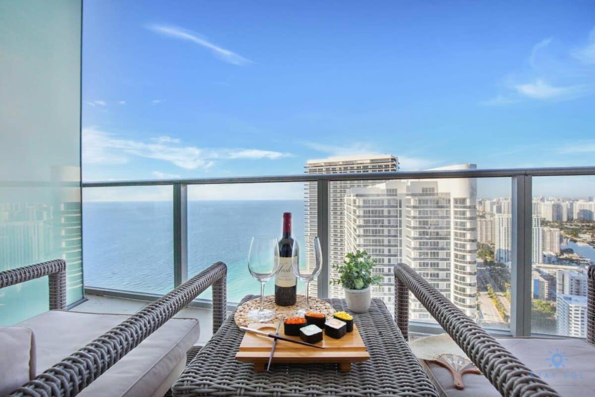 Upper Level Penthouse - Amazing Views Beach & Intracoastal Apartman Hollywood Kültér fotó